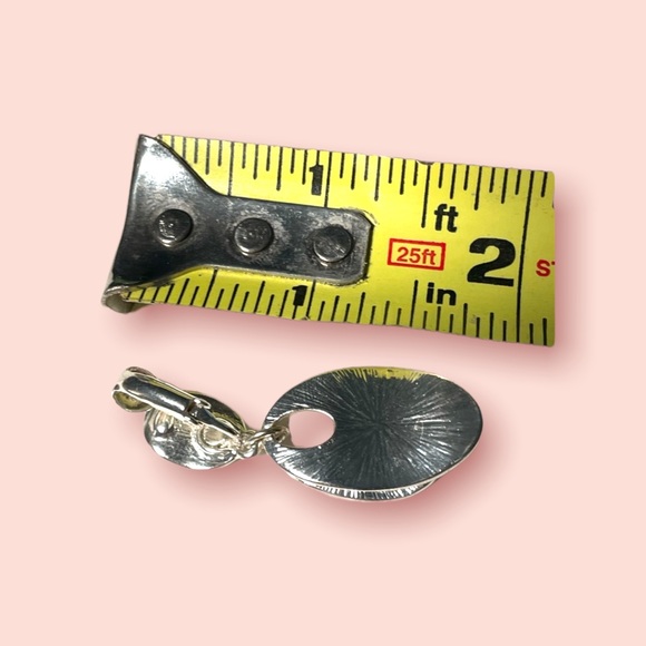 OVAL faux diamonds brilliant faux silver earrings - Picture 3 of 6